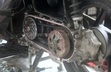 Detail Gambar Motor Beat Service Nomer 3