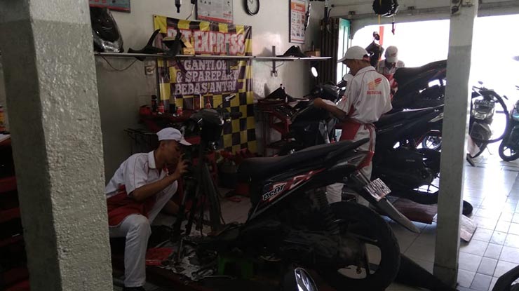 Detail Gambar Motor Beat Service Nomer 25