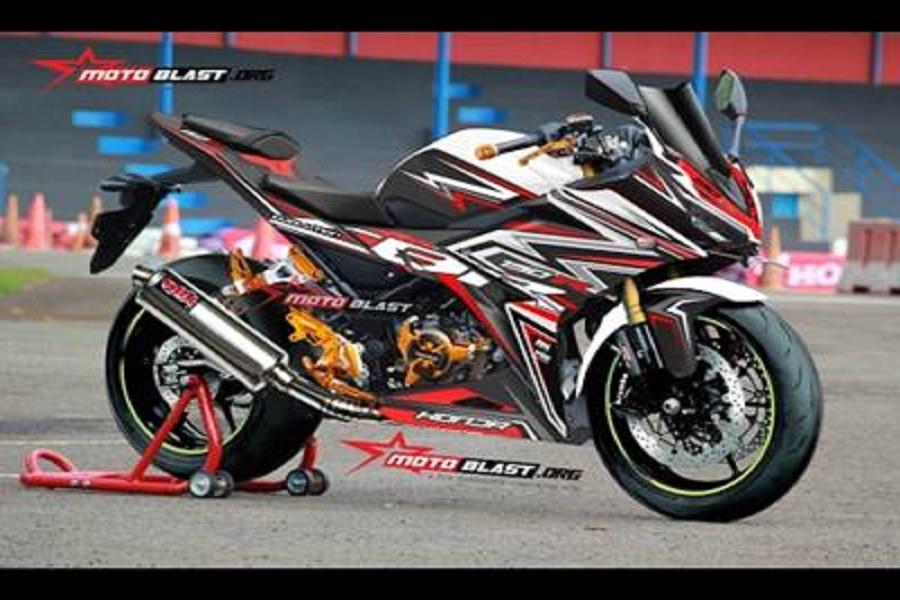 Detail Gambar Motor Cbr 150 Modifikasi Nomer 12