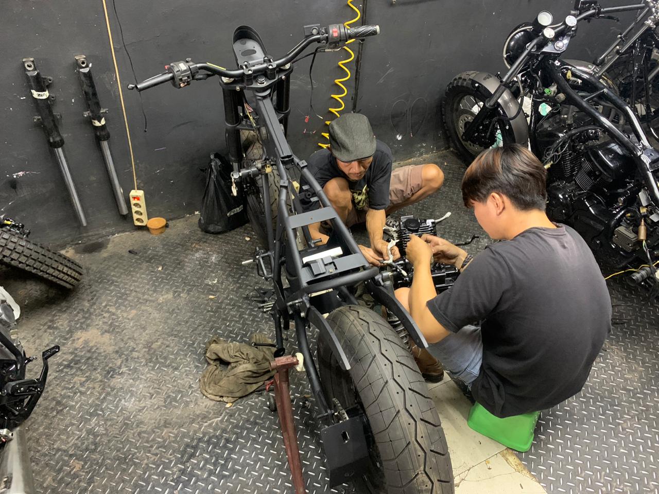 Detail Gambar Motor Custom Nomer 28
