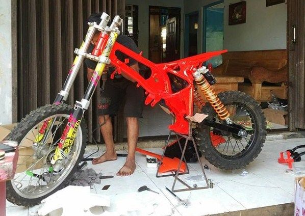 Download Gambar Motor Gestrek Nomer 33