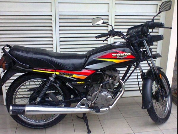 Detail Gambar Motor Gl Max Nomer 20