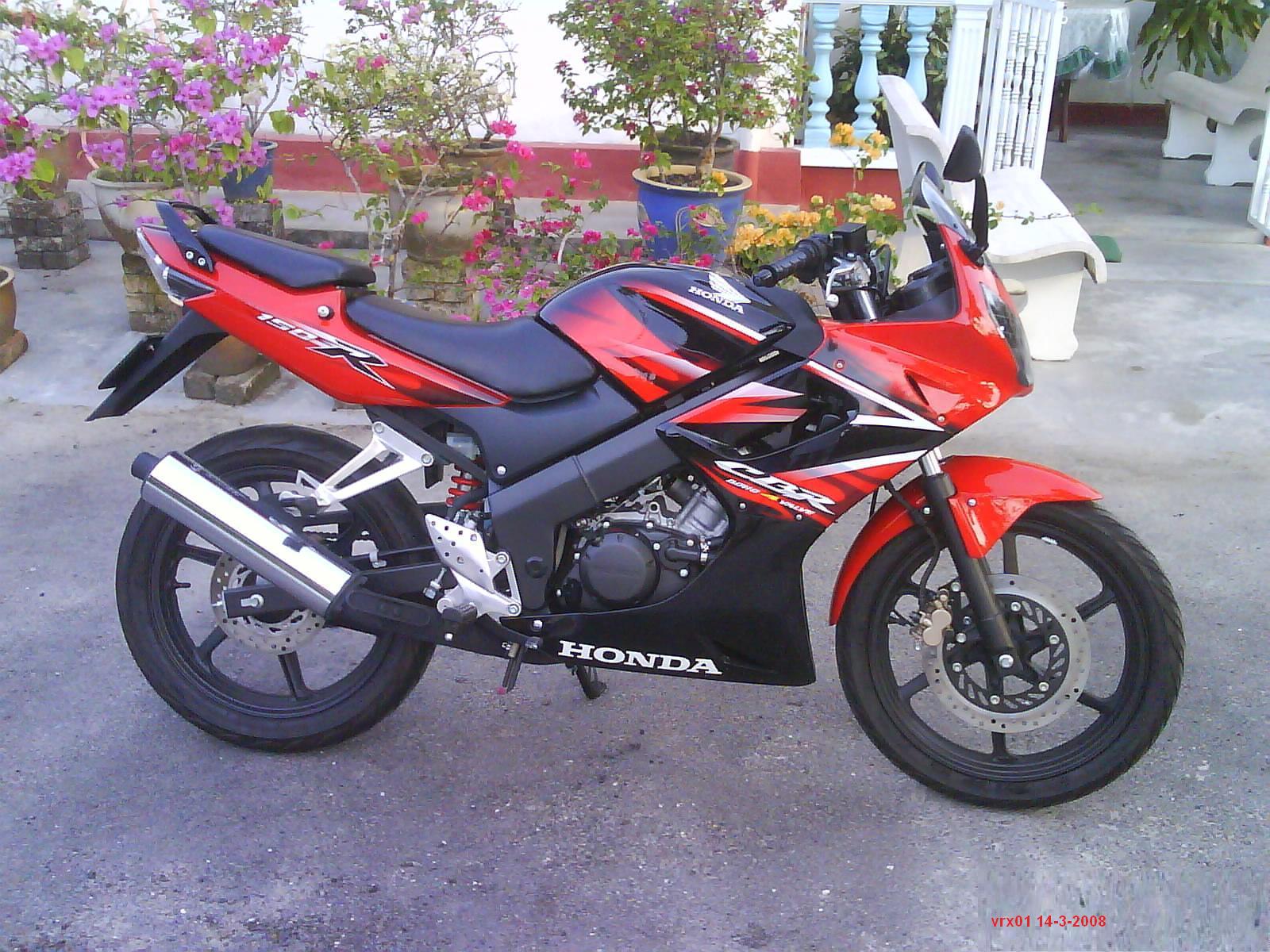 Detail Gambar Motor Honda Cbr 150 Nomer 7