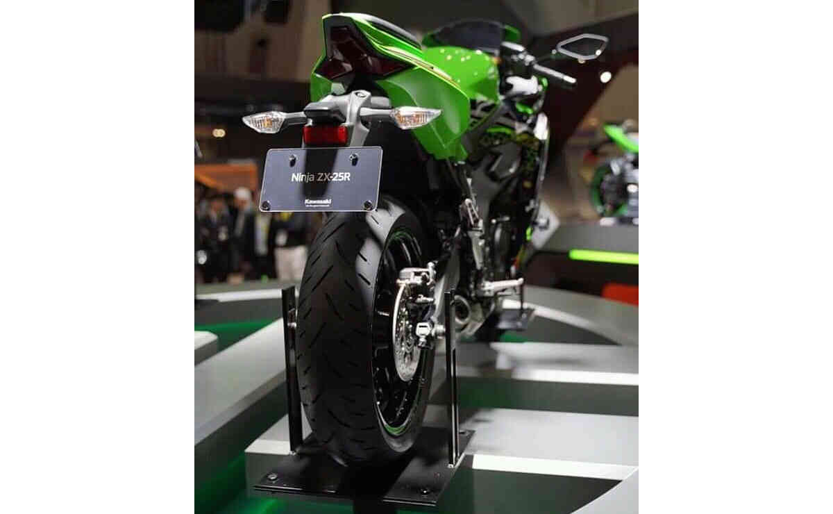 Detail Gambar Motor Kawasaki Ninja 250cc Nomer 46