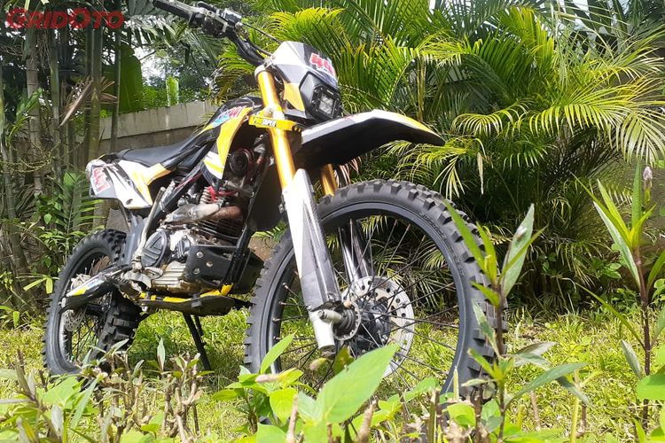 Detail Gambar Motor Klx Modifikasi Keren Nomer 23