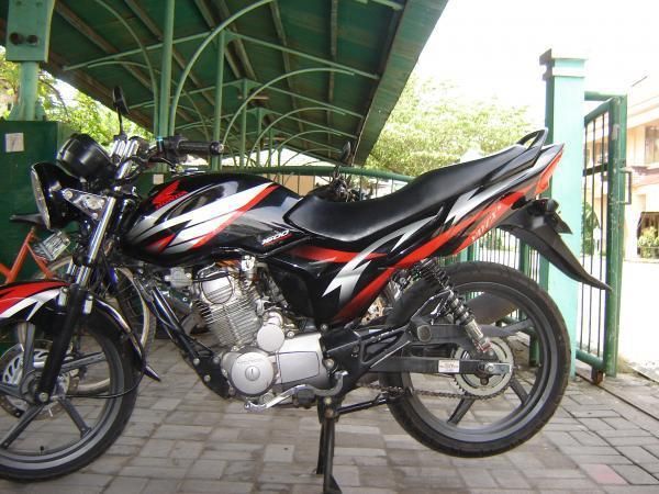 Detail Gambar Motor Megapro Modif Nomer 11