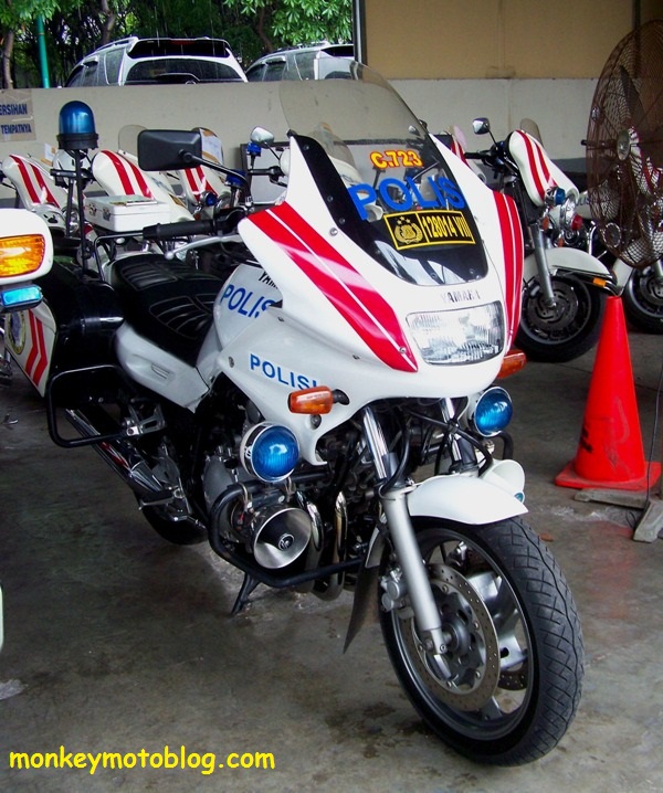 Detail Gambar Motor Polisi Nomer 22