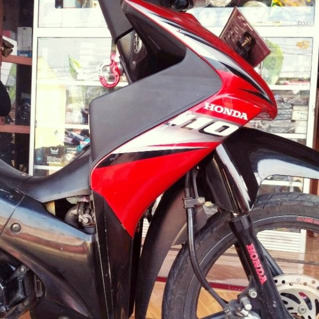 Detail Gambar Motor Revo Dari Depan Nomer 10