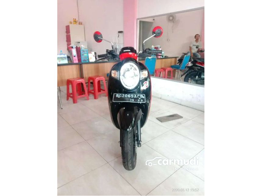 Detail Gambar Motor Scoopy 2018 Nomer 54