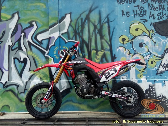 Detail Gambar Motor Super Moto Nomer 35