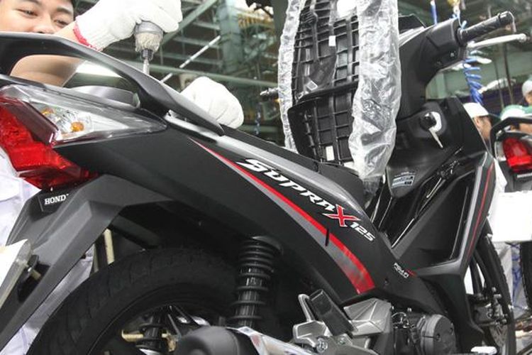 Detail Gambar Motor Supra X 125 Nomer 21