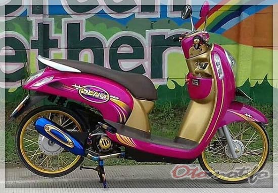 Detail Gambar Motor Thailook Scoopy Nomer 4