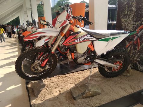 Detail Gambar Motor Trail Ktm 2 Tak Nomer 27