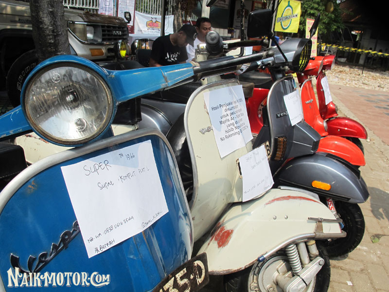 Detail Gambar Motor Vespa Klasik Nomer 46