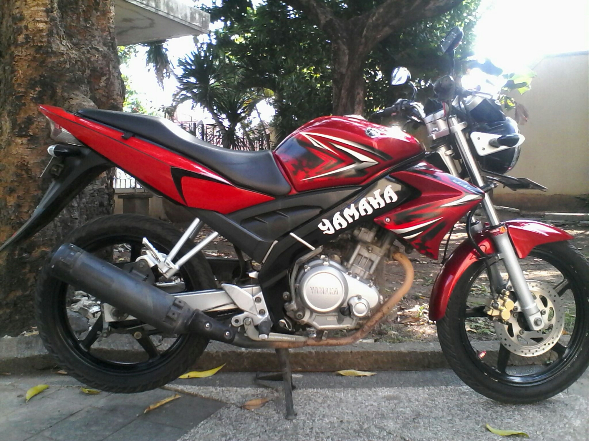 Detail Gambar Motor Vixion 2010 Nomer 16