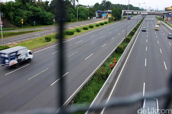 Detail Gambar Mudik Di Jakarta Nomer 25