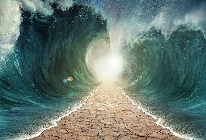 Detail Gambar Musa Membelah Laut Nomer 15