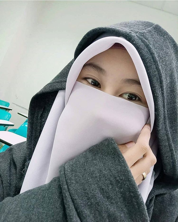 Detail Gambar Muslimah Bercadar Cantik Nomer 25