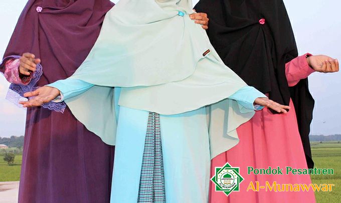 Detail Gambar Muslimah Berhijab Syari Nomer 12