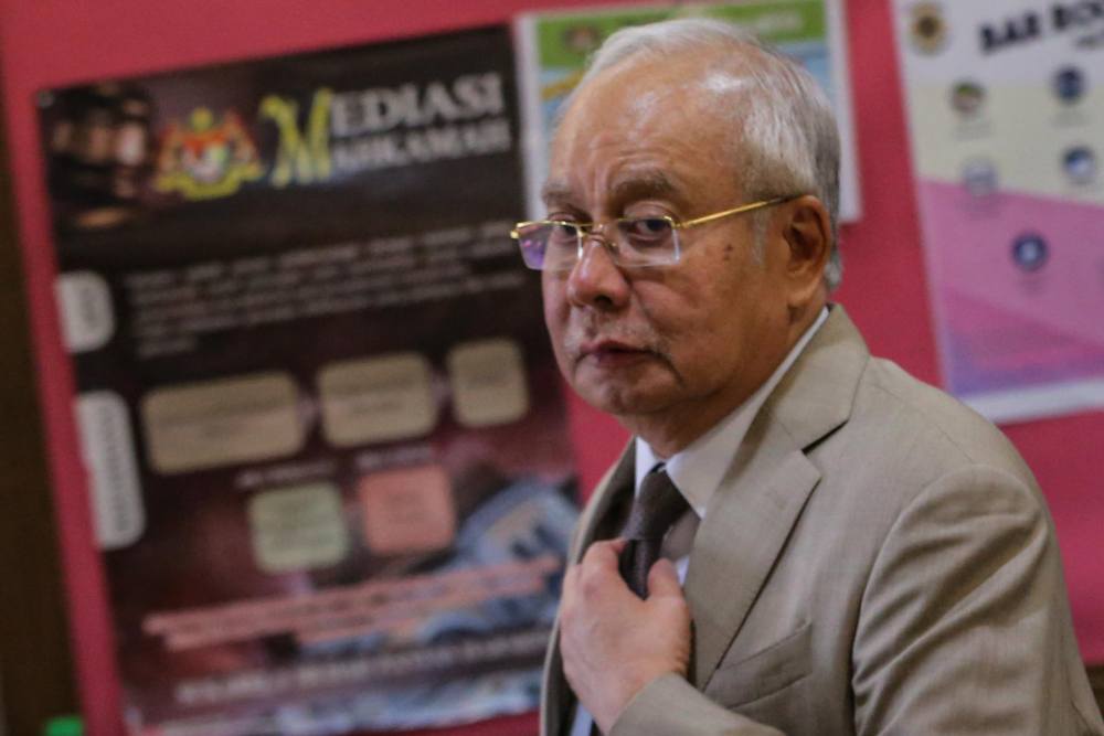 Detail Gambar Najib Dan Altantunya Nomer 42