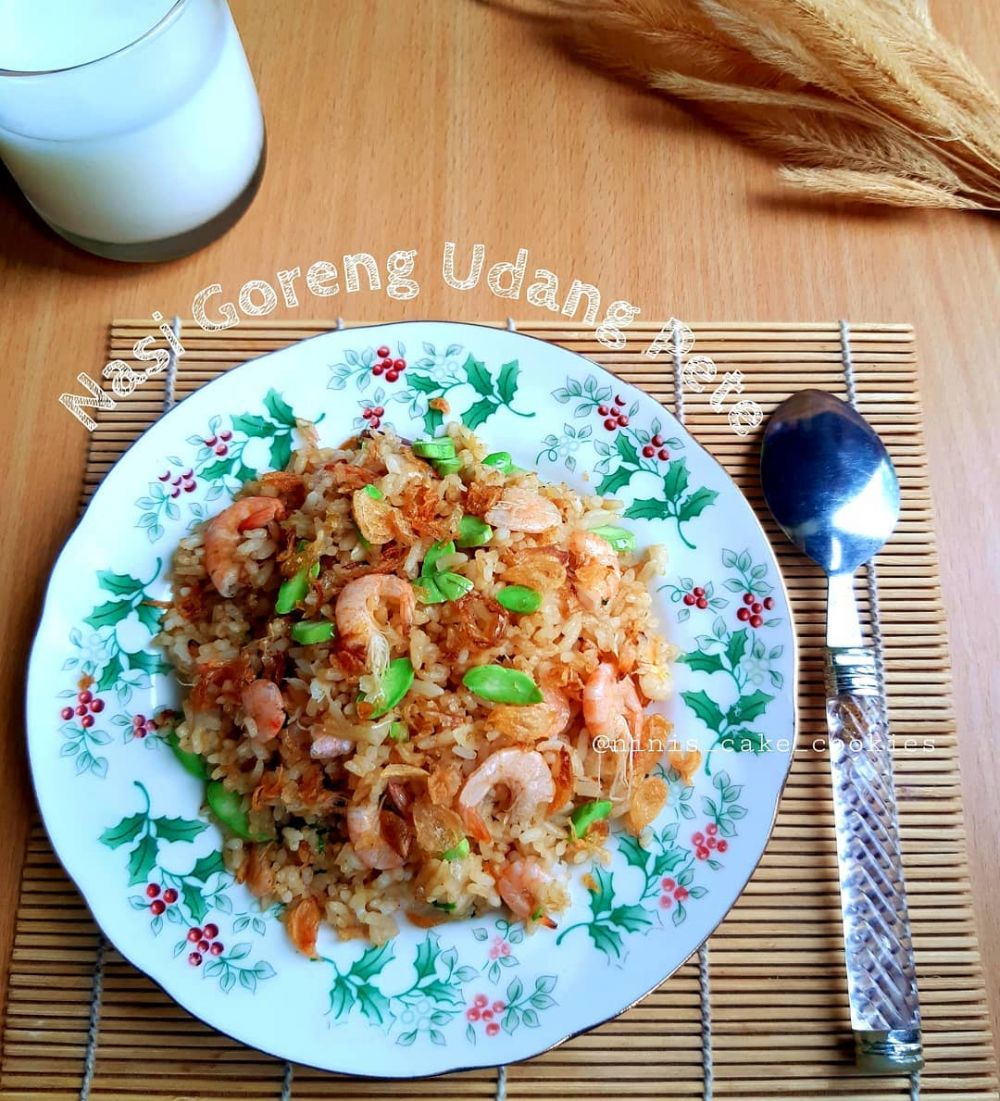 Detail Gambar Nasgor Seafood Nomer 49