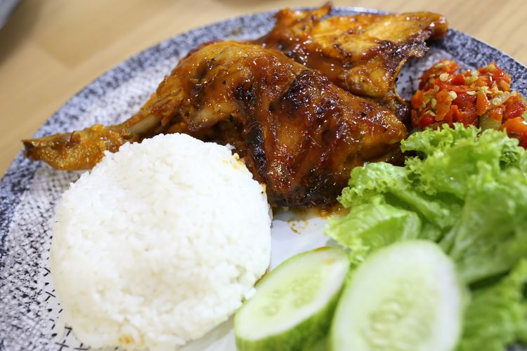 Detail Gambar Nasi Ayam Bakar Nomer 14