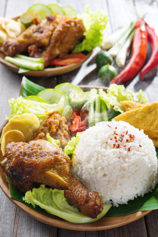 Detail Gambar Nasi Ayam Penyet Nomer 15