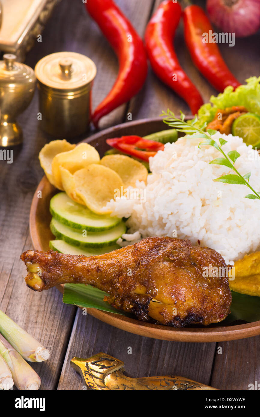 Detail Gambar Nasi Ayam Penyet Nomer 23