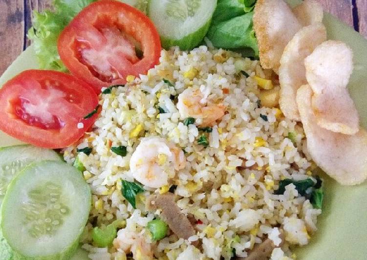 Detail Gambar Nasi Goreng Seafood Nomer 33