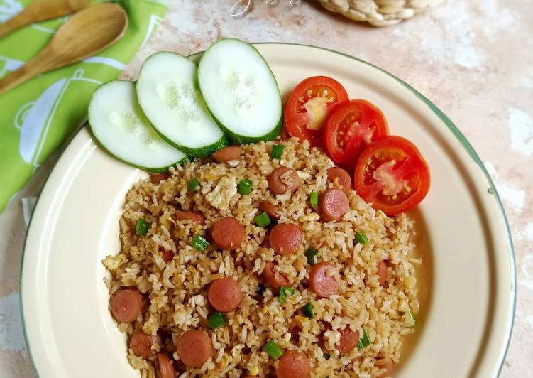 Detail Gambar Nasi Goreng Sosis Nomer 12