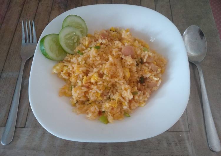 Detail Gambar Nasi Goreng Sosis Nomer 33