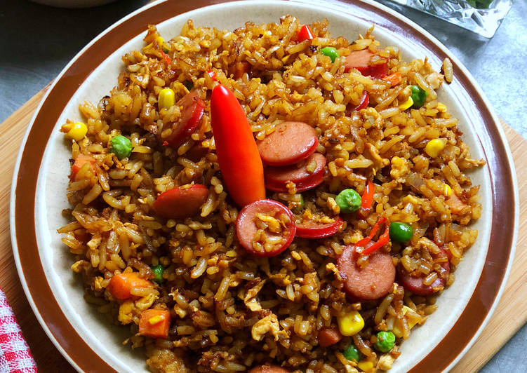 Detail Gambar Nasi Goreng Sosis Nomer 10