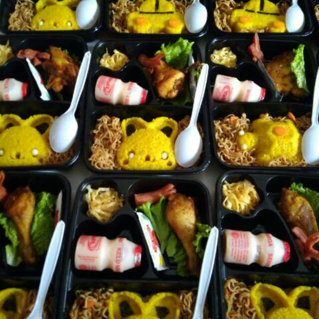 Detail Gambar Nasi Kuning Bento Nomer 35