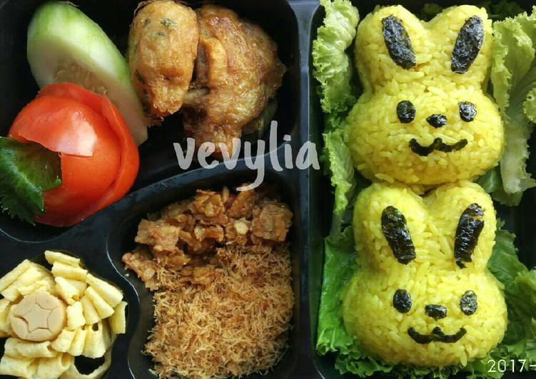 Detail Gambar Nasi Kuning Bento Nomer 10