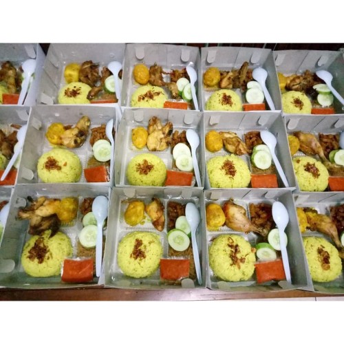 Detail Gambar Nasi Kuning Kotak Nomer 11