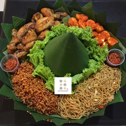 Detail Gambar Nasi Kuning Tumpeng Nomer 49