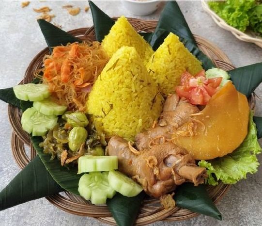 Detail Gambar Nasi Kuning Ultah Nomer 49