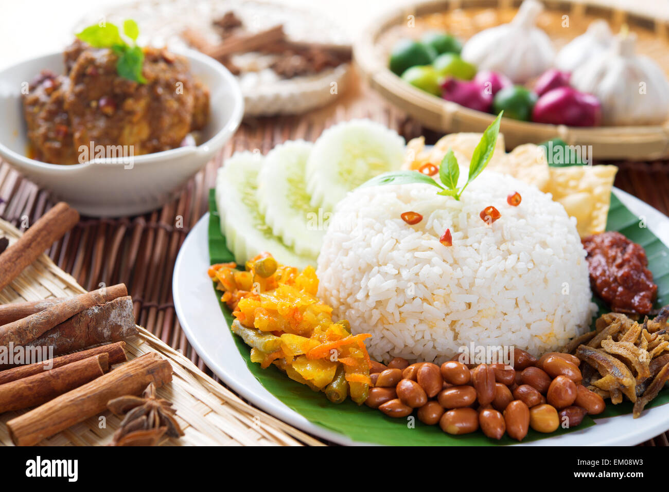 Detail Gambar Nasi Lemak Malaysia Nomer 39