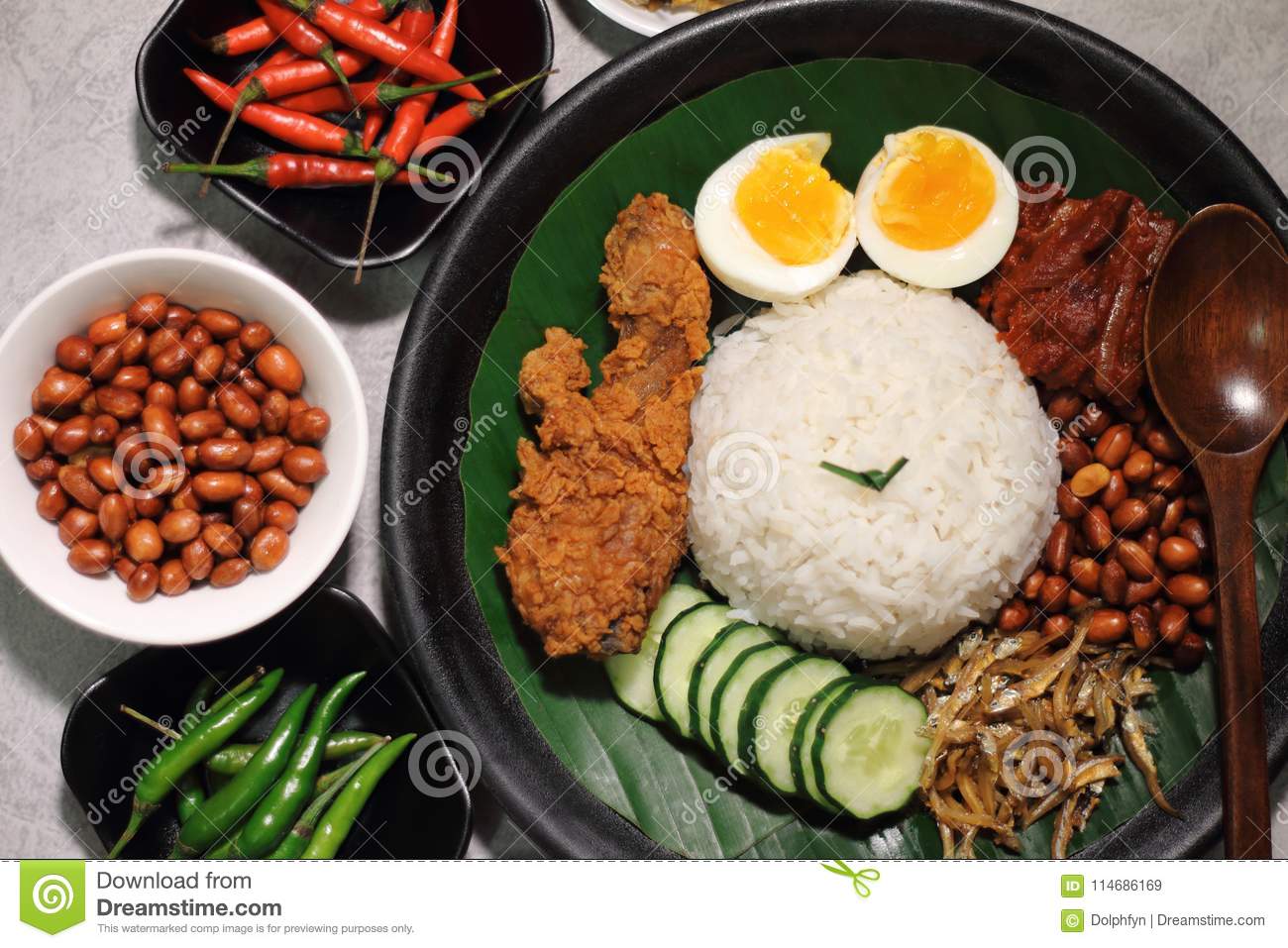 Detail Gambar Nasi Lemak Malaysia Nomer 52