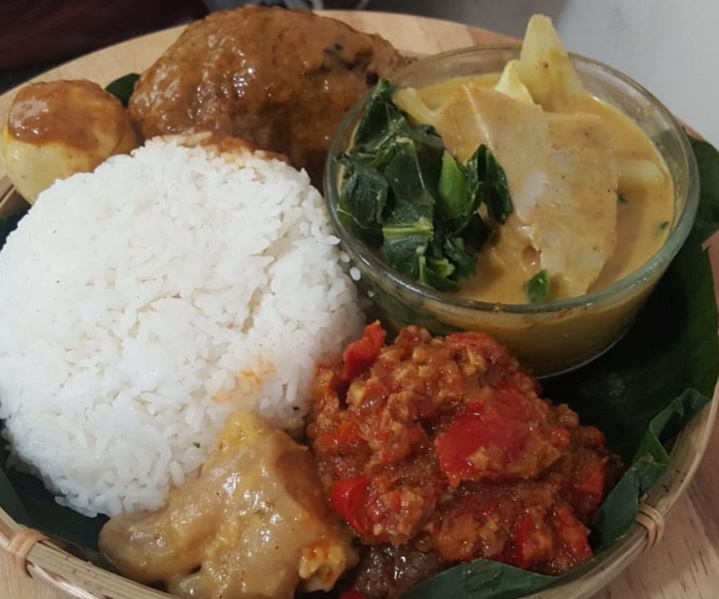 Detail Gambar Nasi Padang Komplit Nomer 24