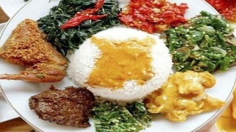 Detail Gambar Nasi Padang Komplit Nomer 43