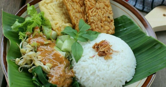 Detail Gambar Nasi Pecel Madiun Nomer 3