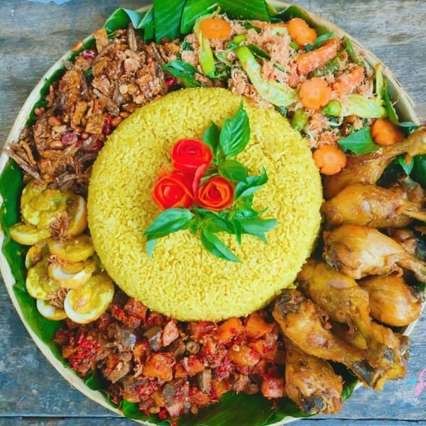 Detail Gambar Nasi Tumpeng Cantik Nomer 18