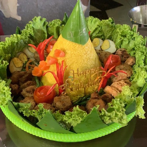 Detail Gambar Nasi Tumpeng Yang Cantik Nomer 43