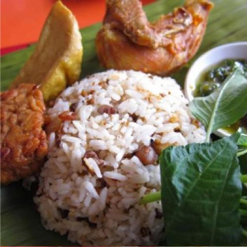 Detail Gambar Nasi Tutug Oncom Komplit Nomer 31