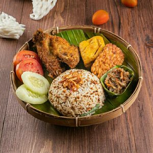 Detail Gambar Nasi Tutug Oncom Komplit Nomer 42