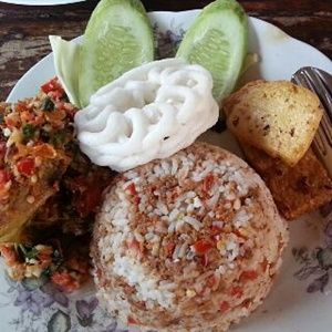 Detail Gambar Nasi Tutug Oncom Komplit Nomer 44