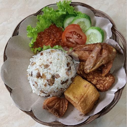 Detail Gambar Nasi Tutug Oncom Komplit Nomer 56