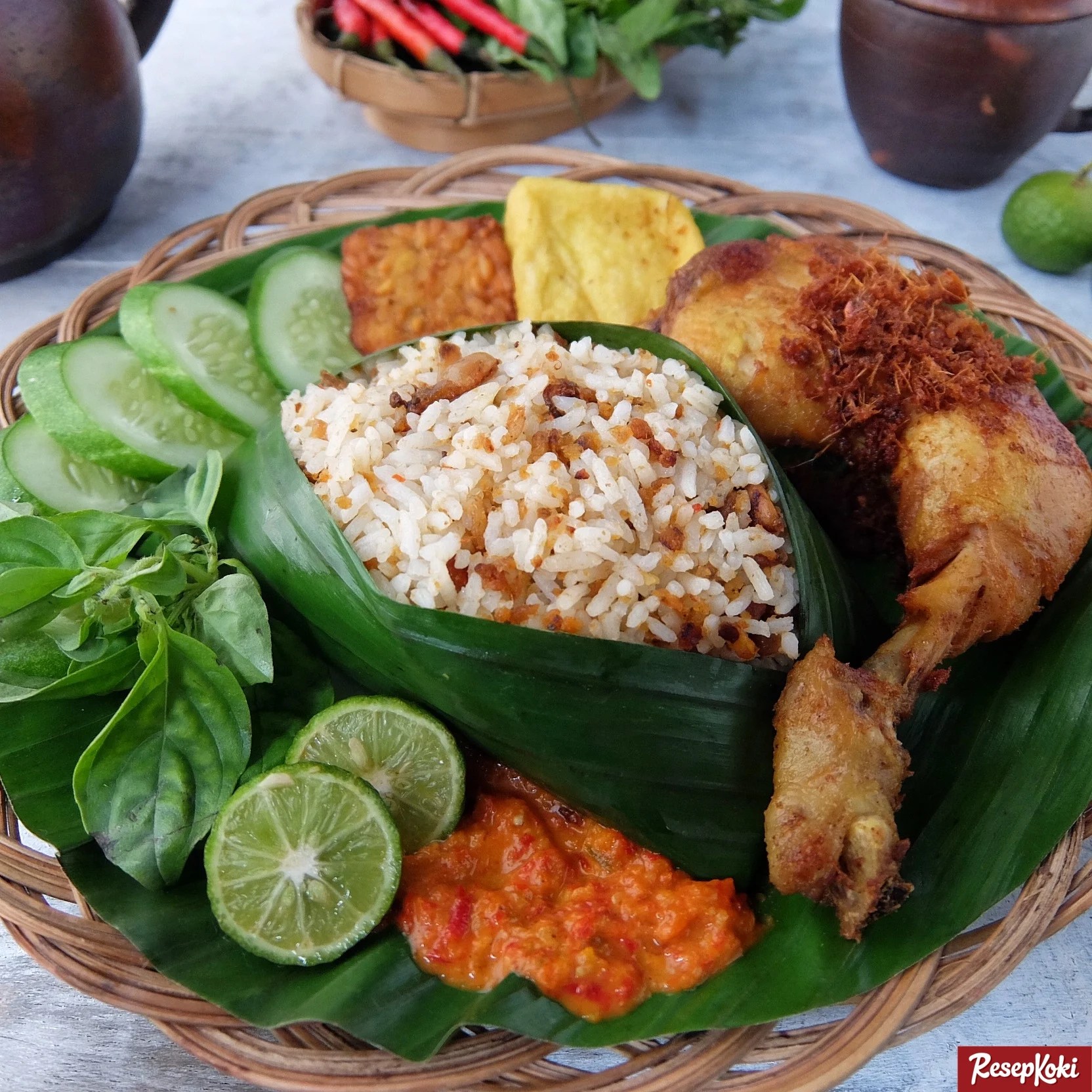 Detail Gambar Nasi Tutug Oncom Komplit Nomer 9