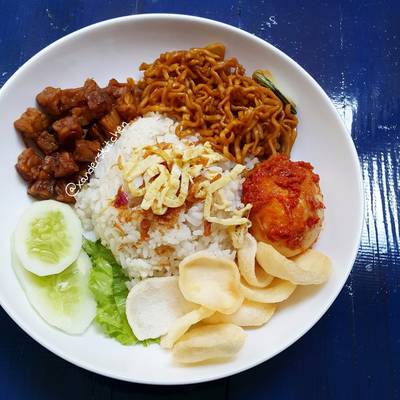 Detail Gambar Nasi Uduk Nomer 11